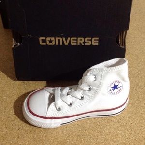 💙❤️ New with box kids converse 💙❤️